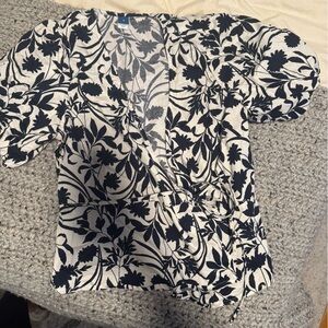Old Navy pattern Floral Top